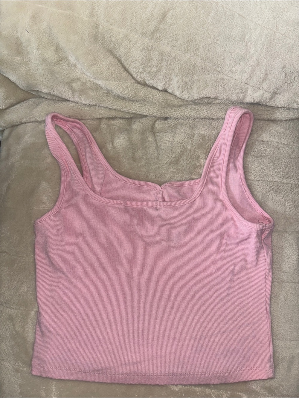 Women's Pink Ribbed Button-Front Tank Top - Picture 3 of 3